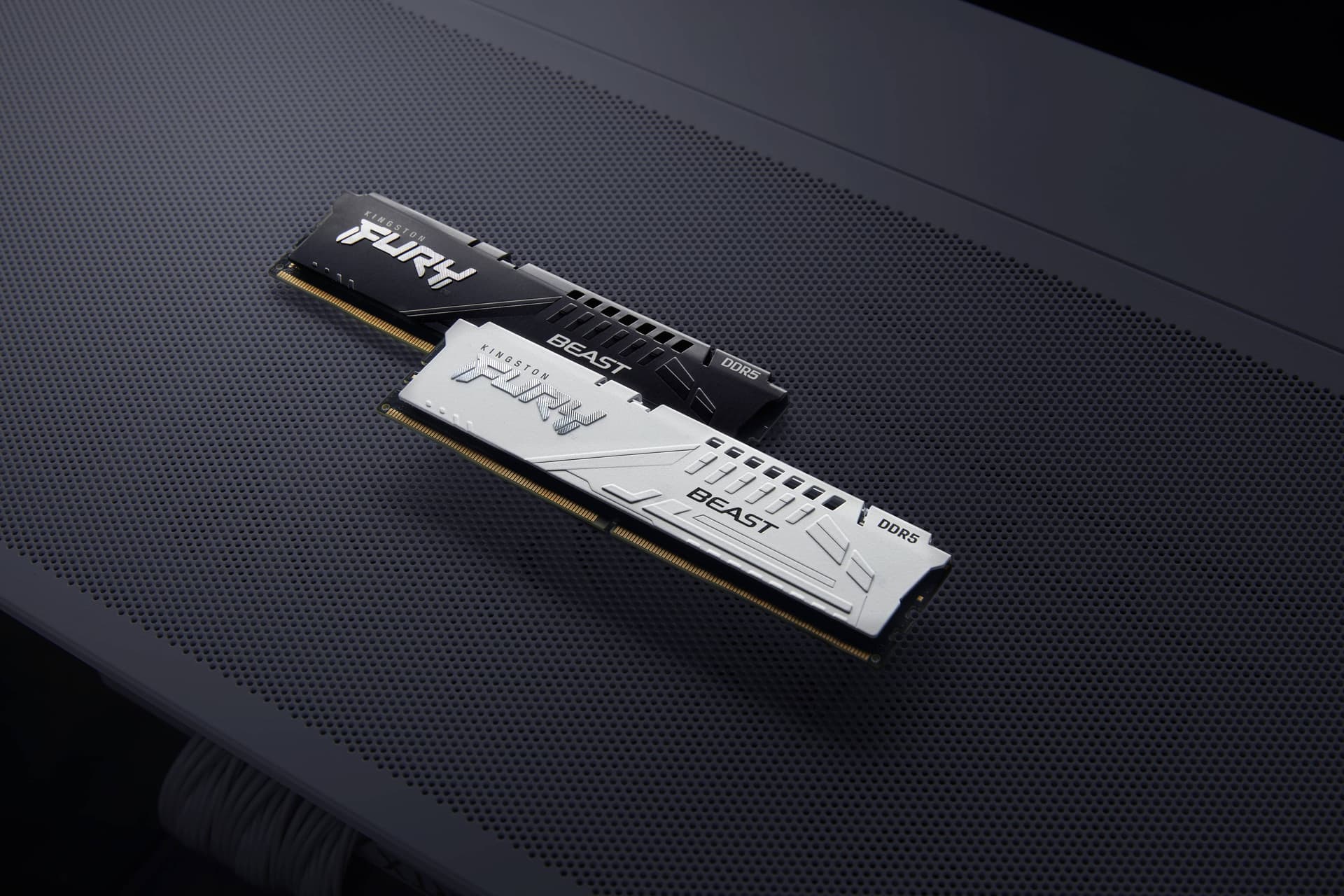 Product gallery prod_01KTKDK5K8MMA5YWAC323V40P2-5
