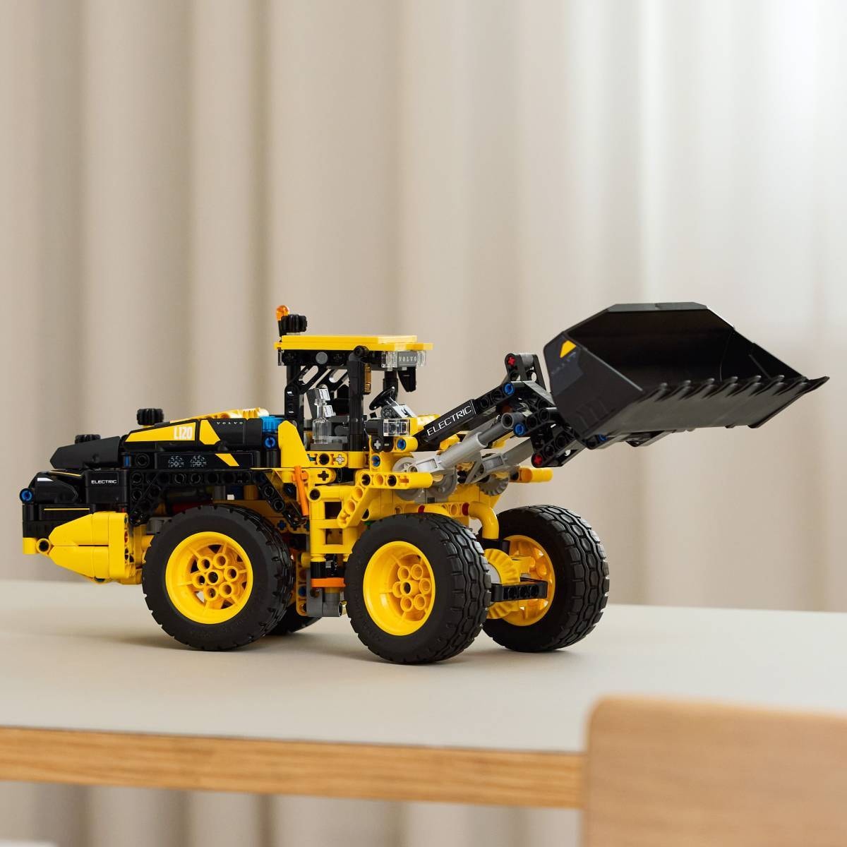 Product gallery prod_01KTKCR2372B79JV0KK7FZ2TGR-5